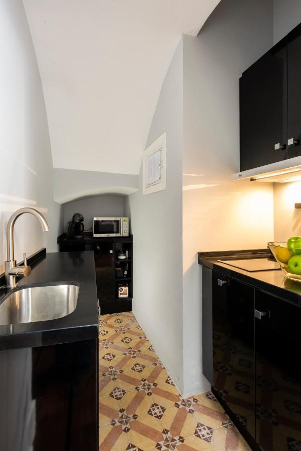 Imperial Luxury Apartment Севиля Екстериор снимка