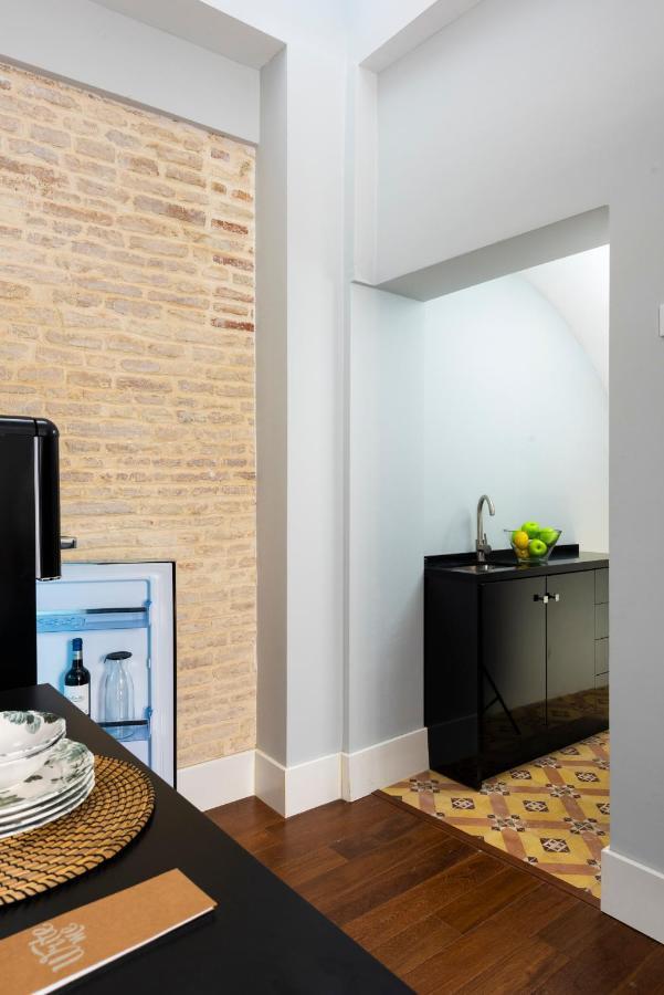 Imperial Luxury Apartment Севиля Екстериор снимка